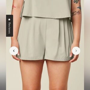 Wayre Flow Short (XS) MINT GREEN